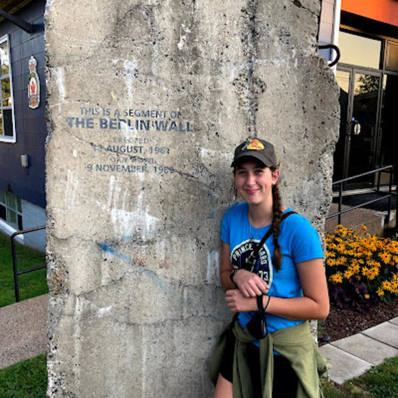 Meet your Posher, Jenna - Picture 1 of 1